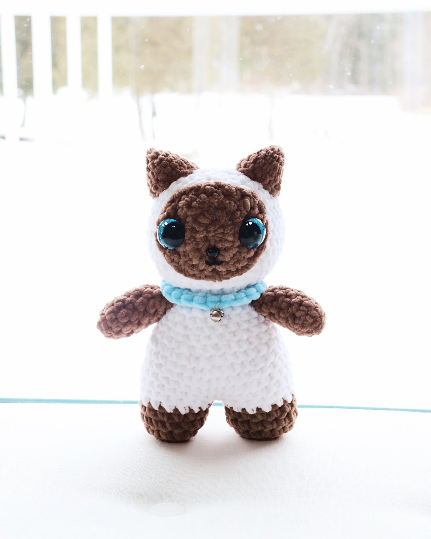 Crochet Pattern Siamese Cat with Fish