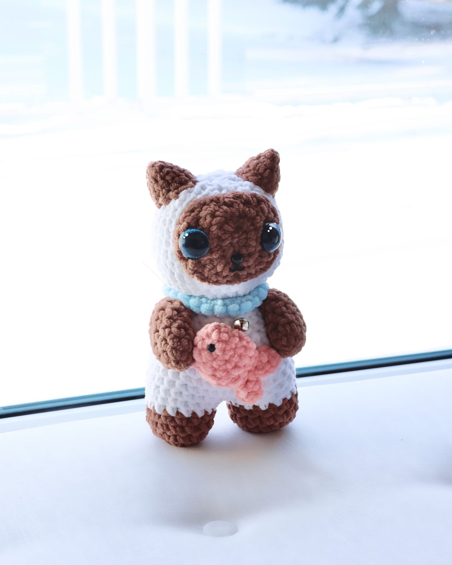 Crochet Pattern Siamese Cat with Fish